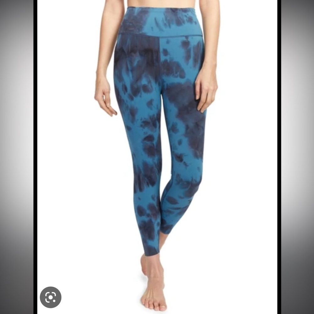 Sage Collection Blue Tie Dye Leggings Medium Activewear Workout